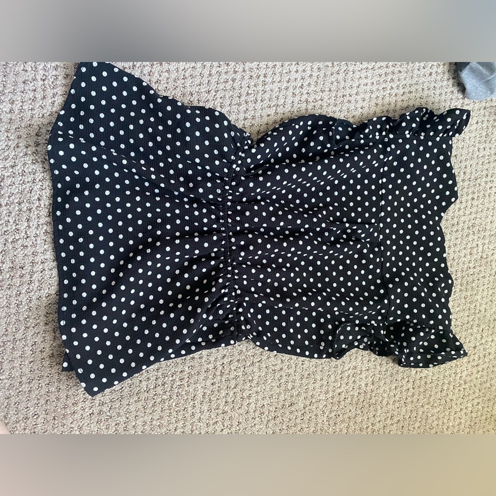 Black and white picks dot shirt size S